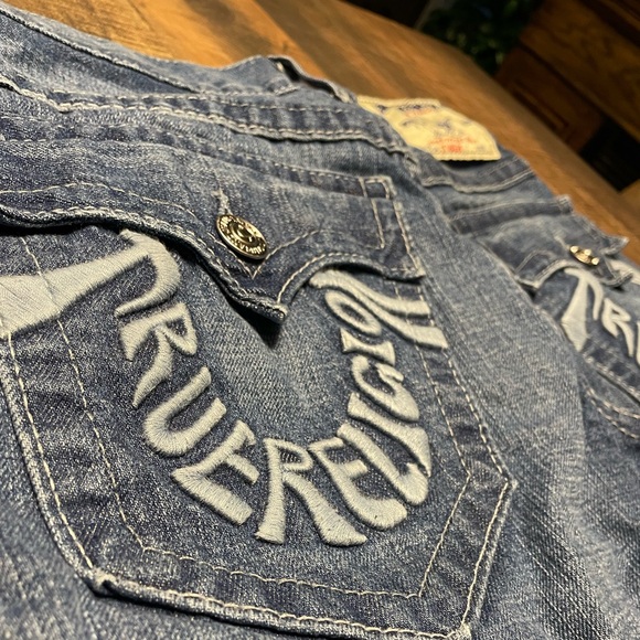 True Religion Jeans - Picture 2 of 6